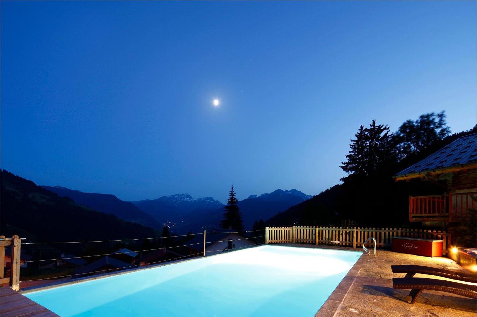 Hotel La Ferme Du Chozal, Chalet De Tradition Hauteluce Exterior photo