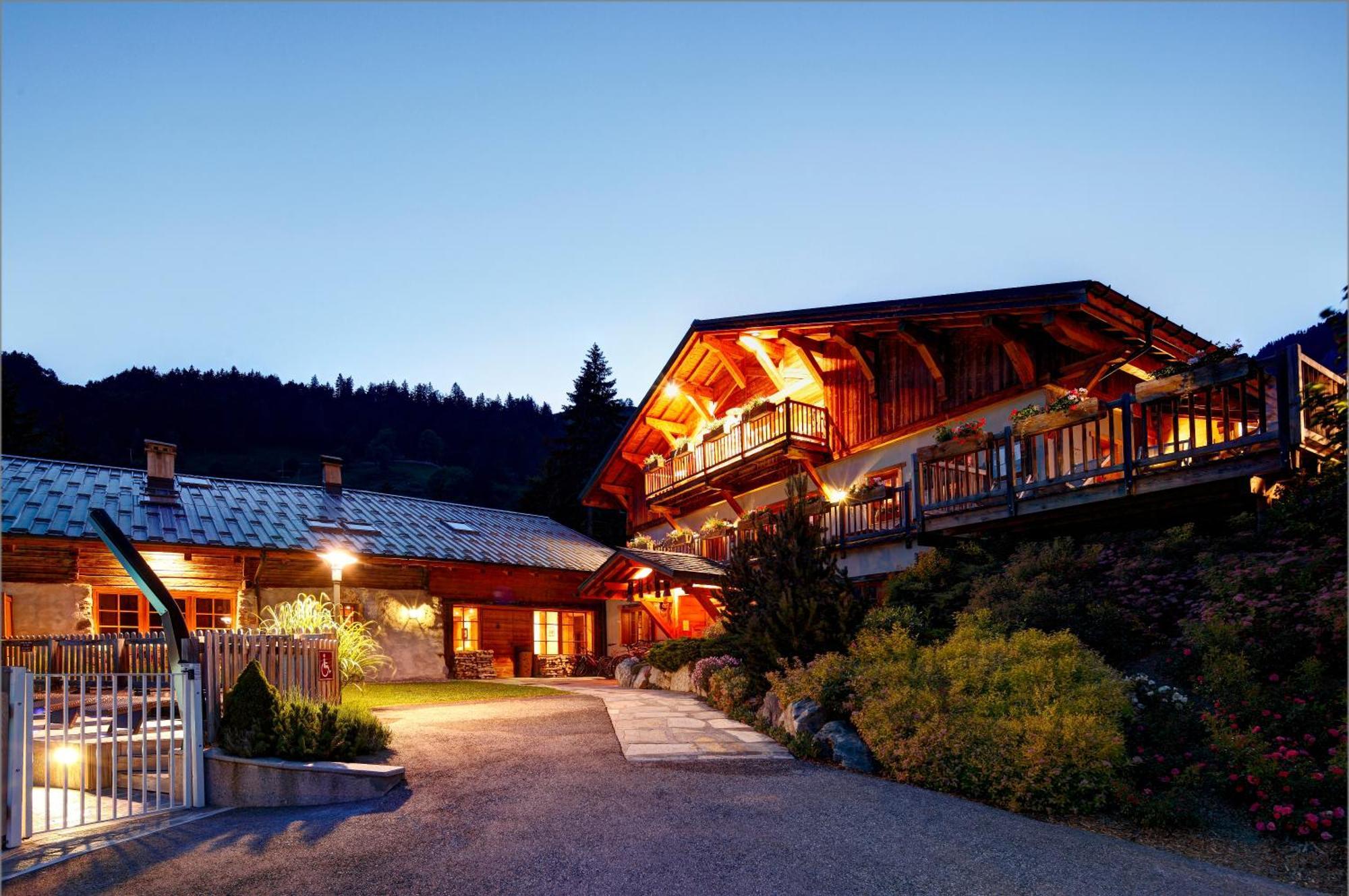 Hotel La Ferme Du Chozal, Chalet De Tradition Hauteluce Exterior photo