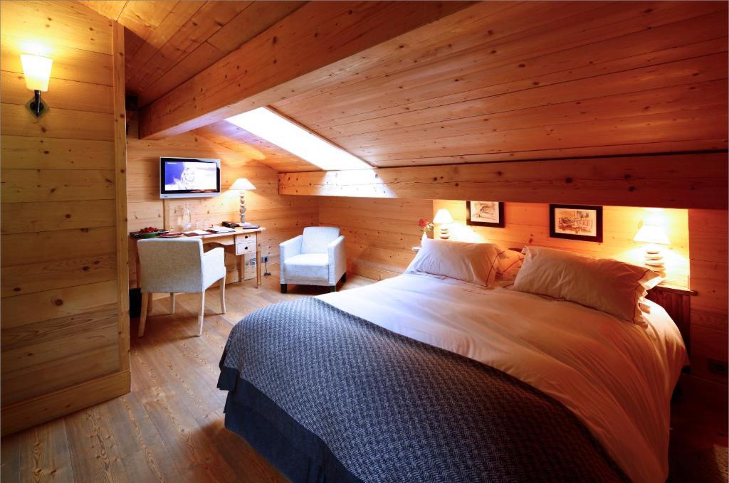 Hotel La Ferme Du Chozal, Chalet De Tradition Hauteluce Exterior photo