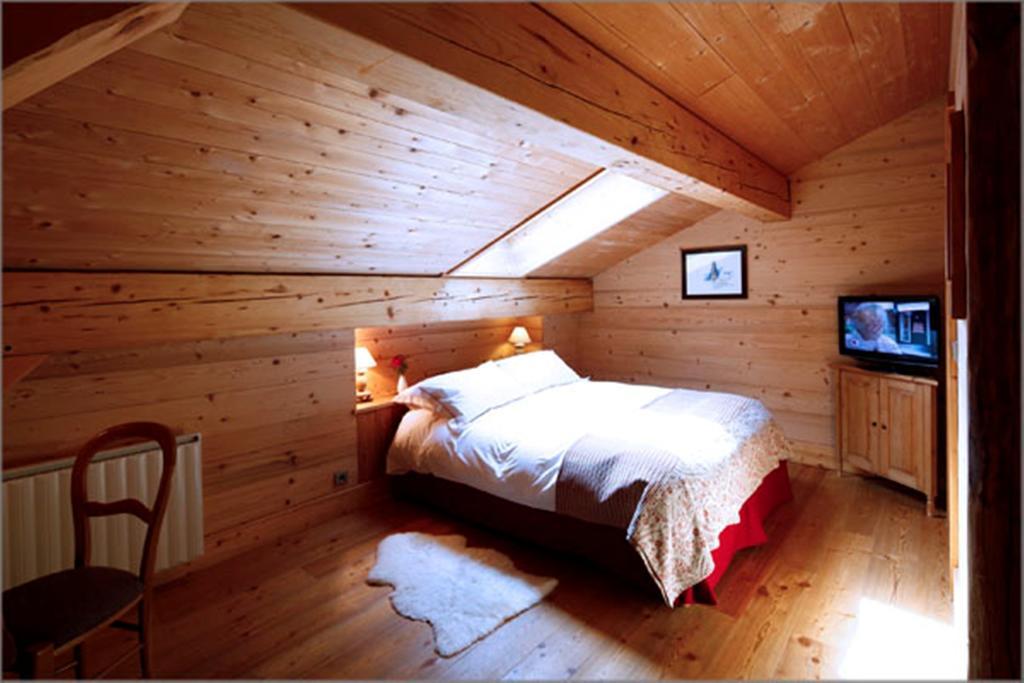Hotel La Ferme Du Chozal, Chalet De Tradition Hauteluce Room photo